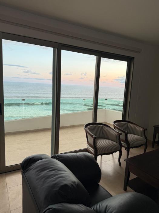 Departamento frente al mar en Playa Brujas