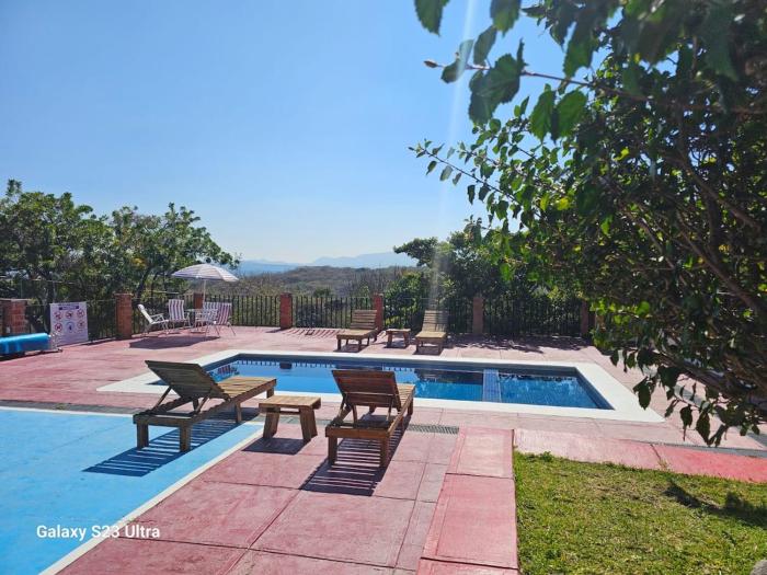 Quinta María Valentina Heated pool, court