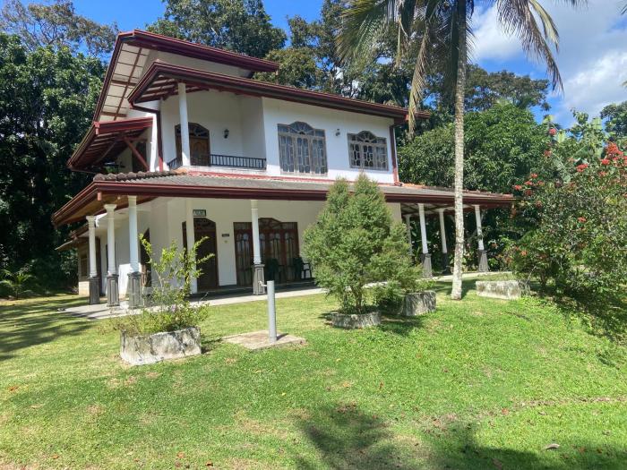 BIHANSA HOUSE - Imaduwa