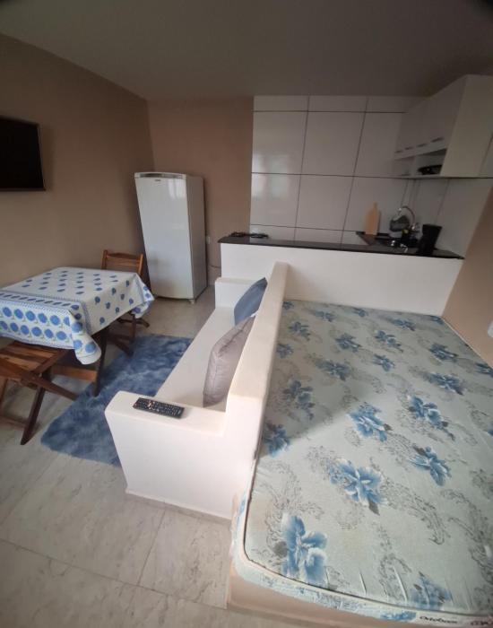 Suíte Beira Mar com Wi-Fi Ideal para Casal mobiliada