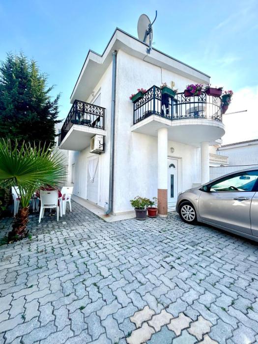 Apartmane Đekovic