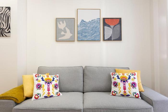 New apartment in Cascorro square Madrid center