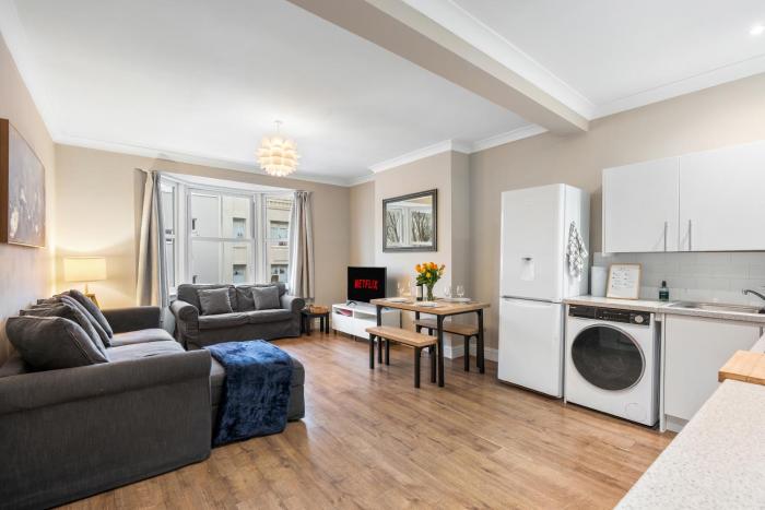 Spacious - Central - King Beds - Fast Wi-Fi