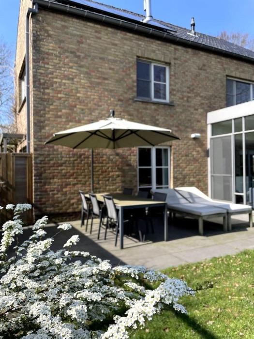 Vakantiewoning Horizon - Grote luxe villa in een rustige oase