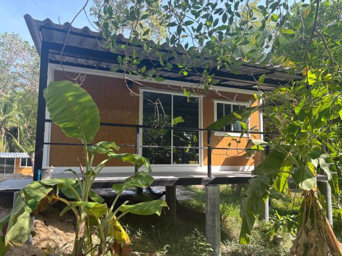 Moon Jungle Bungalows