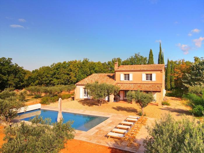 Charming and luxurious house with swimming pool, Aups