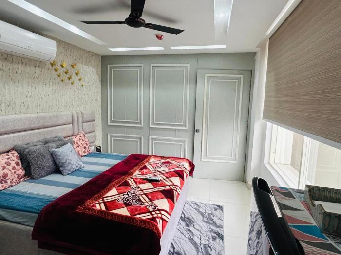 Escape to Paradise V