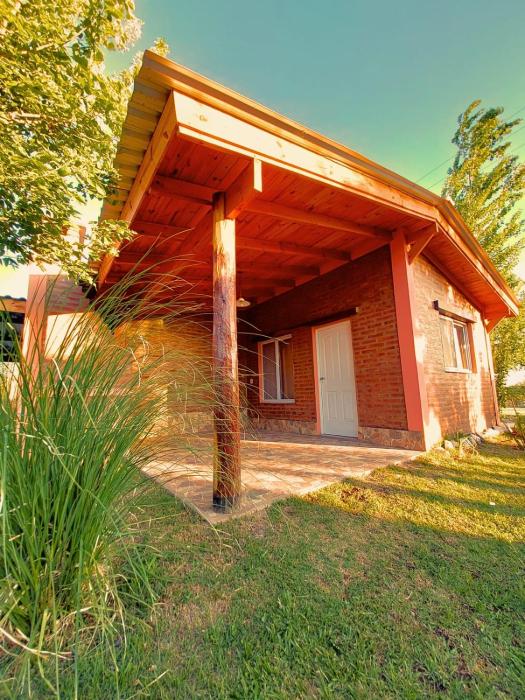 Cabañas LOS NAZARENOS - Villa Quillinzo - CALAMUCHITA