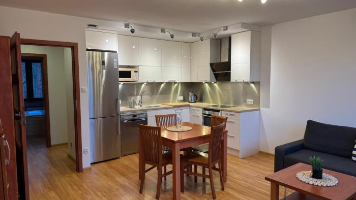 Apartament 3 pokojowy-75m2- blisko morza z parkingiem