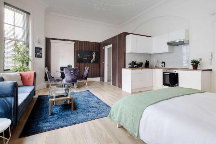 Mayfair Studio Royale