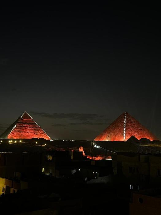 raa pyramids viwe