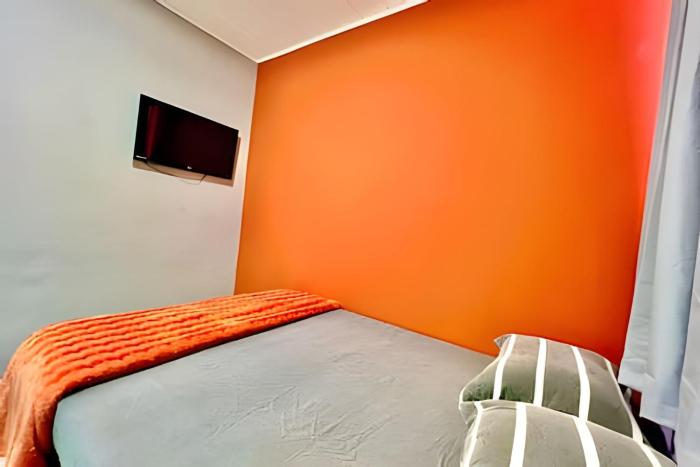 The Orange < Matinhos Beach