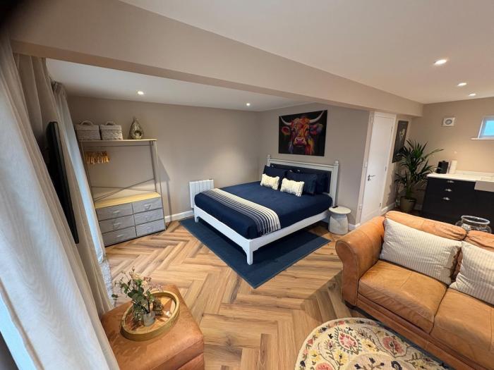 NEW New Forest Hideaway for Two