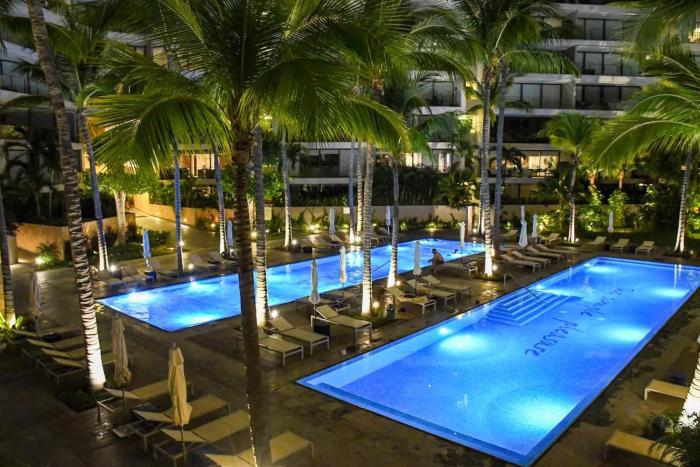 Luxury Nima Bay at Marina Vallarta Pool & Family