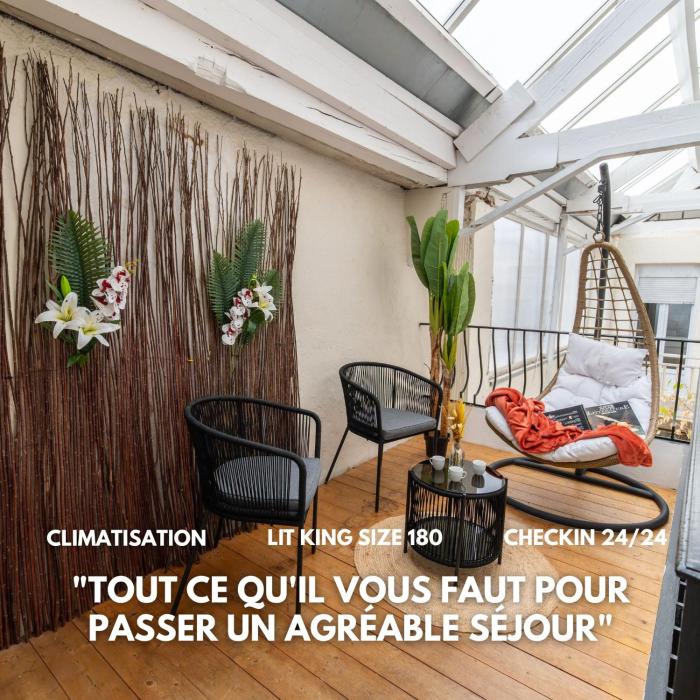 Loft Art Déco Terrasse Verrière Clim Lit king size