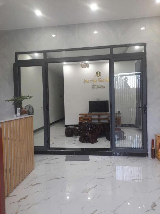 Nhà Nghỉ Thái Dương Vĩnh Hy