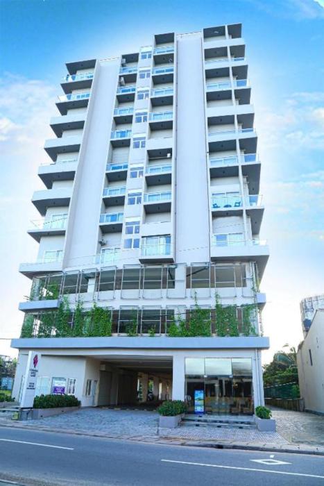 Studio apartment ocean breeze