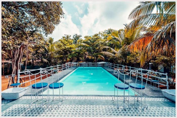 Hotel Moana Villa Goa Near Sea Beach #Restaurant #Swimming Pool #Free Wifi #Room Service #Best Hotel In Goa