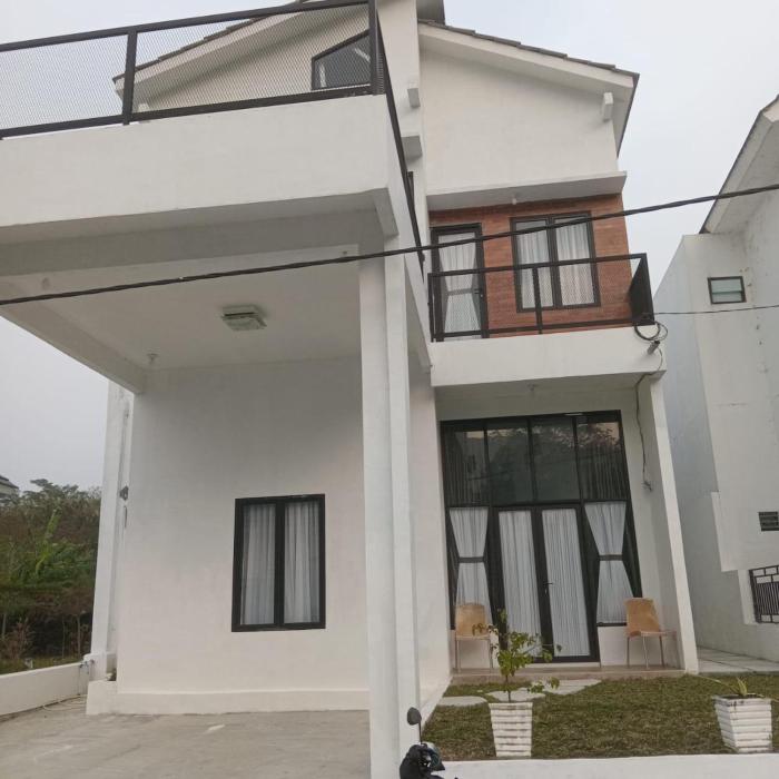 Tropical garden regency N2