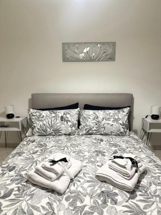 La Dolce Vita Home 15