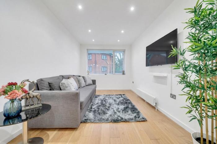 Stylish Modern 1-Bedroom Apartment with Fast Transport Links