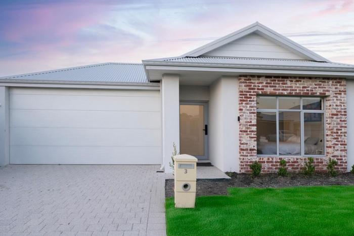 Henley Brook - Finest