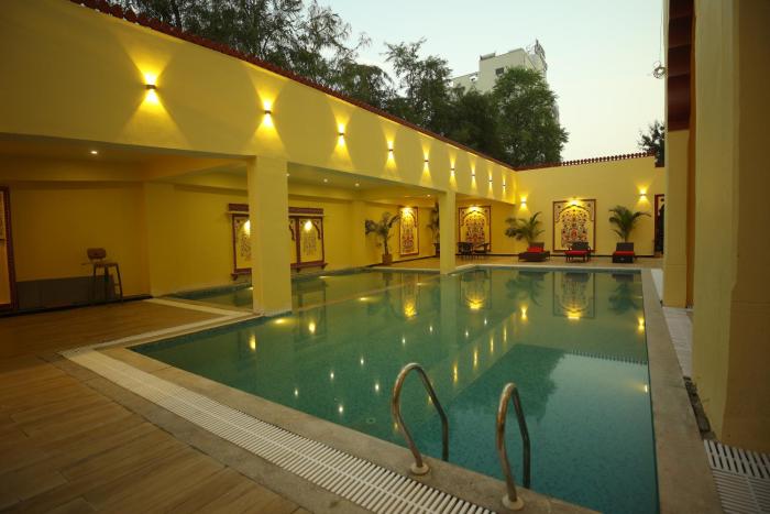 Hotel Ranavilas Palace