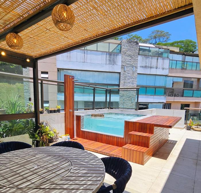 Loft ItaipavaSuítes com Piscina Privativa