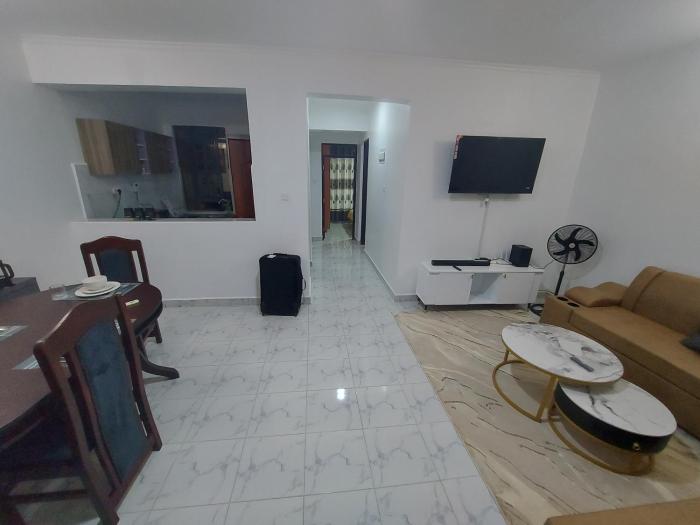 The Lakeside Apartments