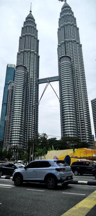 summer suite, KLCC