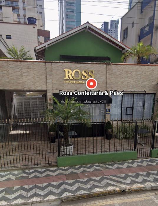 Casa 2 quartos 500 metros praia