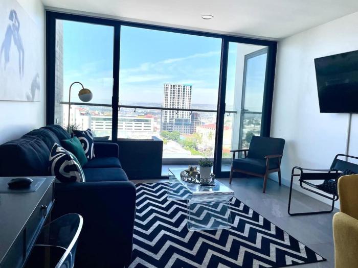 - Touristic Area 1 BR Avenida Revolucion