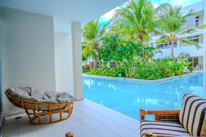The Island Nook Barbados - Poolside Retreat Steps from Dover Beach & St Lawrence Gap
