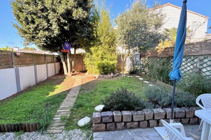 House ideally located in La Rochelle