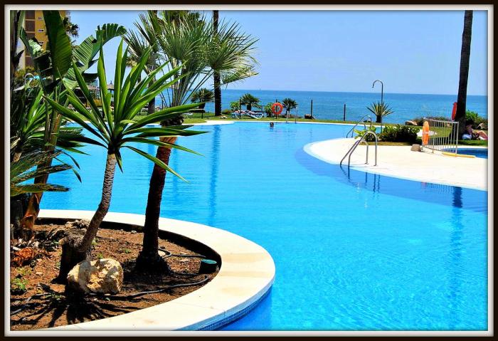 Mi Capricho, Ground Floor Apartments with private gardens