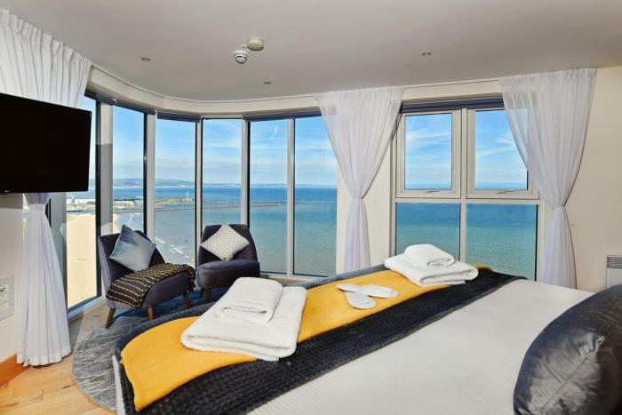 The Tower Penthouse – Stunning Sea Views