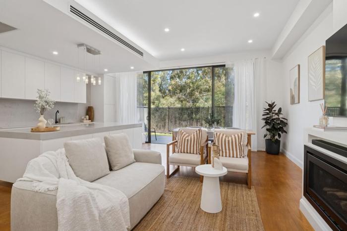 Still Haus Stays- Gilberton