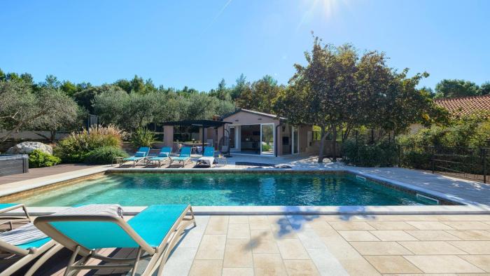 Villa Maruge by Villas Guide