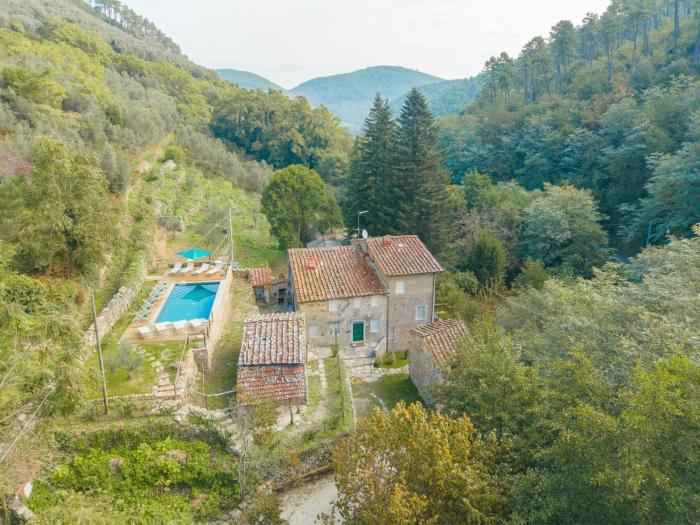 Historic 1700S Villa Among Lucca Olive Groves