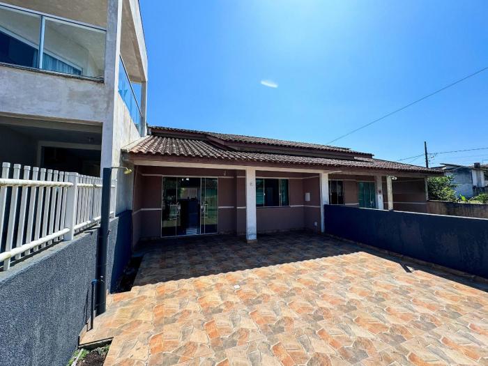 Casa a 350 metros da Praia