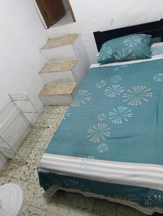 Habitación con medio baño en el barrio ciudad jardín Barranquilla