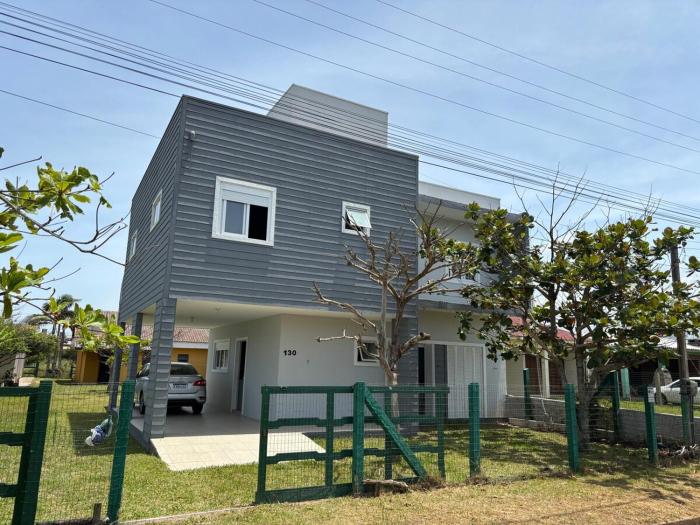 Casa na Praia Itapeva - Torres - 100 metros do mar