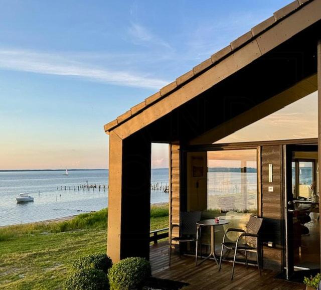Beach House With Panoramic View At Anslet Beach