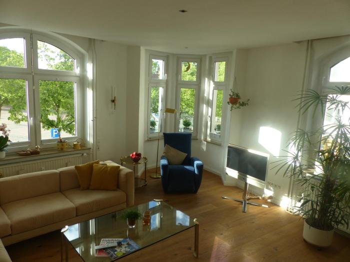 Fewo Siggi I, zentral gelegene Altbauwohnung direkt am Siegfriedplatz