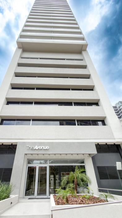 Loft with Balcony and Rooftop Pool - The Avenue