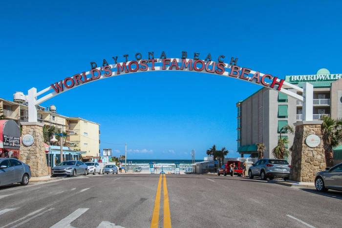 Daytona Harbour Beach Resort 511