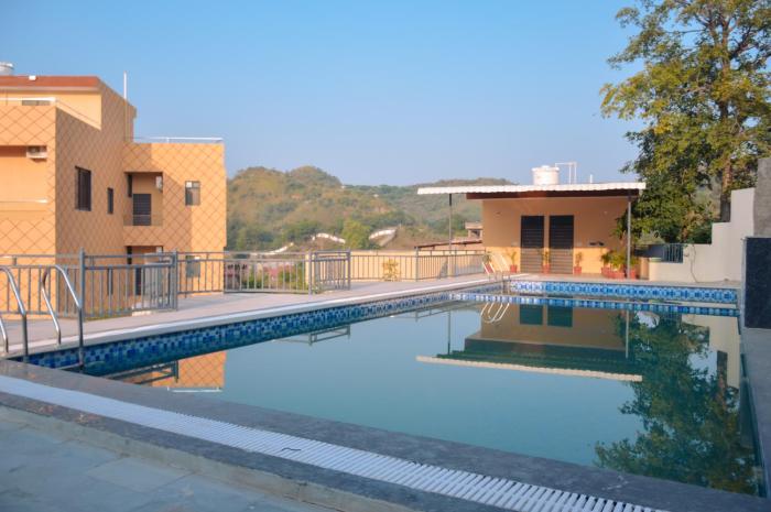 Prashi Heaven Retreat By Rudraakshi
