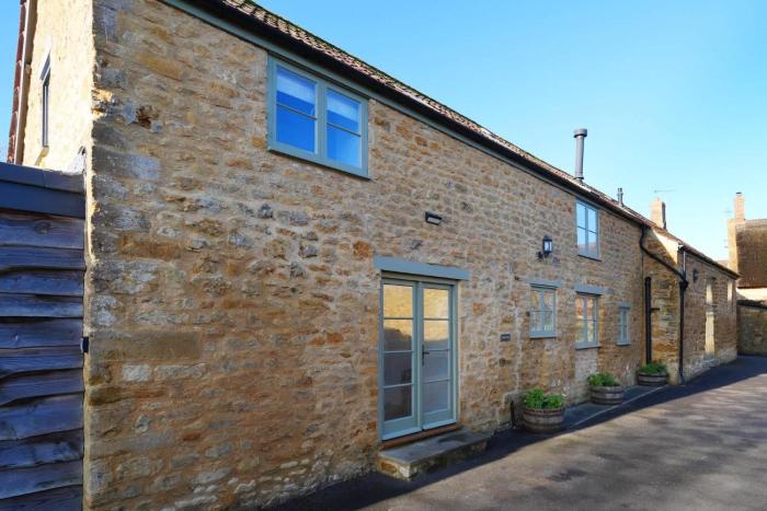 Charming Barn Conversion Idyllic Somerset Village