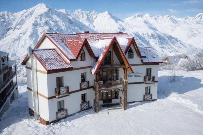 Ereto Hotel by SnowTime