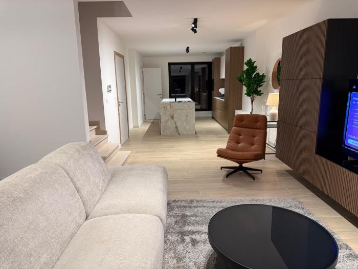 Casa Blanc - Coastal Triplex